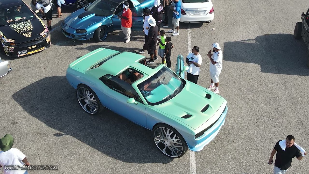 Scandalous Dodge SRT Challenger Has Minty T-Top, 34-Inchers
