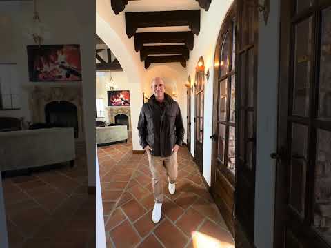 La Dolce Vita in a $3.235M Italian Villa