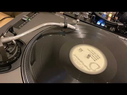 Gunz Still Hot (Remix) - Rasco  feat. Ed O.G