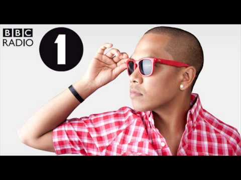 CHUCKIE  RESIDENCY BBC RADIO 1 PODCAST 25/05/2012  INCL . HAXENT , LORENZO GIULIANO - BEAT
