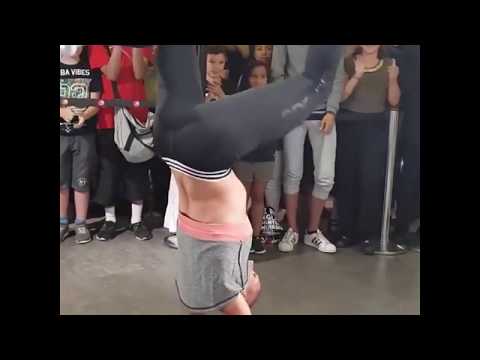 This girl got serious skills!Credit Melody Donchet  S3 o   Vide