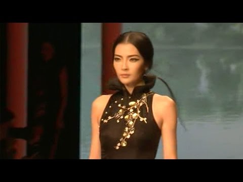 Arab Today- Qipao dress featured at Beijing fashion show