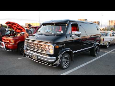 BADASS 78 - 80 CHEVY VAN - OLD SCHOOL CUSTOM ALL THE WAY