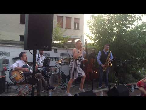 Shoo Fly Pie And Apple Pan Dowdy - Jazz Lag (Live)