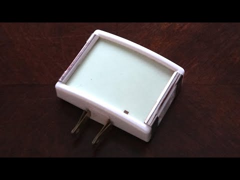 Older GE Electroluminescent Night Light