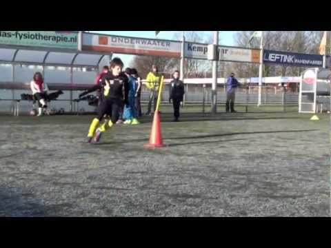 Voetbalopleidingscentrum De Complete Techniek loopscholing!