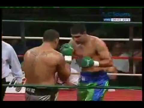 Emilio Ezequiel "Chiquito" Zárate vs. Julián Esteban "Chiquito" Ruiz