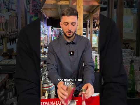 Bartending tricks! How to free-pour 🧉 #bartender #bartending #bartendingskills
