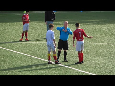 Voor aanvang Sporting'70 JO17-1  - vv DOVO JO17 -1