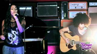 Alexandra Burke - Daylight Robbery (Live Acoustic)