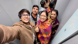 New Ghar Ki Lift Mein Aagye 😍