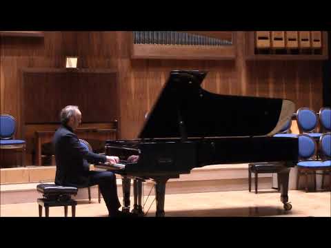 Mario Coppola plays Bach - Fiorentino "Adagio dalla Sonata BWV 1001 in sol minore per vl solo"