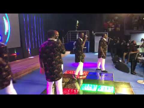 MRC presents The Dynamites - Akpoaza Music Fame  live (Official Video)