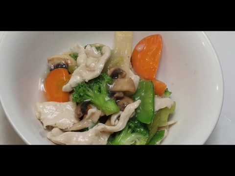 Mixed vegs and Chicken stir fry in white sauce