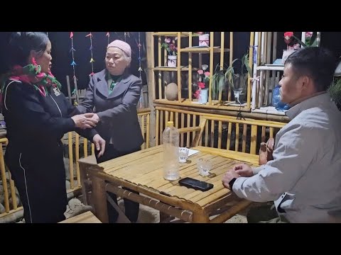 The old woman had met Nam's mother, but would his mother tell the truth? Nam worried.