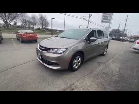 2017 Chrysler Pacifica Willoughby, Painesville, Chardon, Chesterlane, Mayfield Heights, OH J19017A