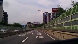 preview picture of video 'public highway traffic in Taipei'