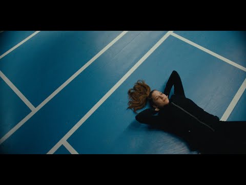 In Motion - Saya Noé