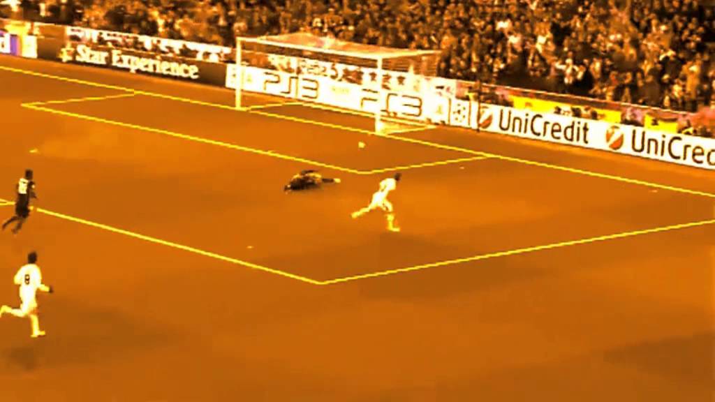 Szansa Higuain vs Lyon 09-10