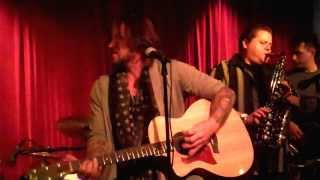 Billy Ray Cyrus and Jay Gore perform Hope Is Just Ahead at Cafe Cordiale