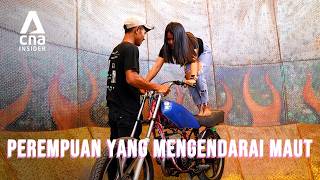 Pengendara Motor Indonesia Lawan Tradisi | Perempuan Yang Mengendarai Maut | Episode Penuh | CNA.id