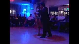 Donato Juarez y Carolina del Rivero @ Milonga 10 ~ Sep 2013, D'Arienzo "Una Lagrima"