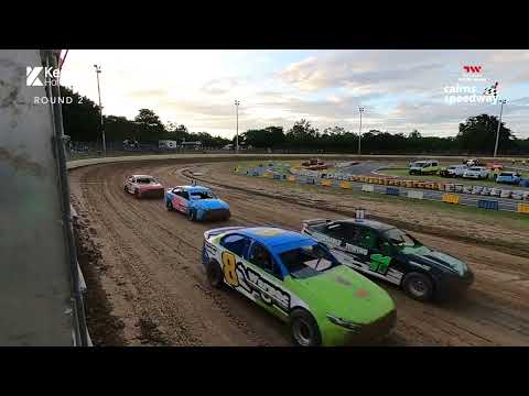 JUN17 MSH1 at TWW Cairns Speedway - Modified Sedans Heat 1