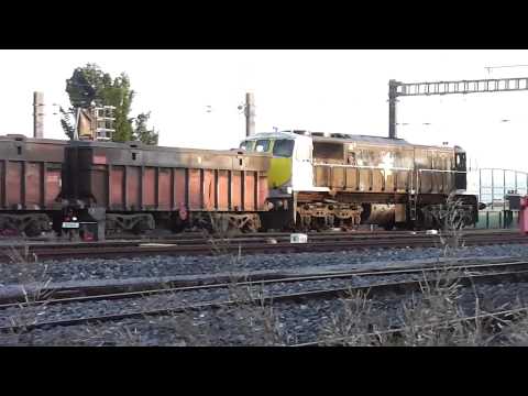 Irish Rail class 071 (081) + Tara Mines - Fairview Dart Depot, Dublin.