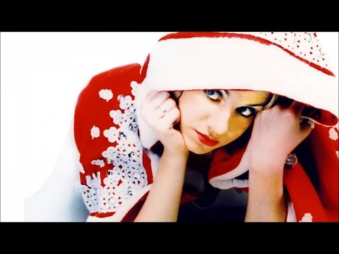 Audrey Hannah - It's December (And I'll Be Missing You)