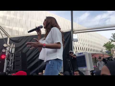 Fara Hazel di Showcase AME 2018