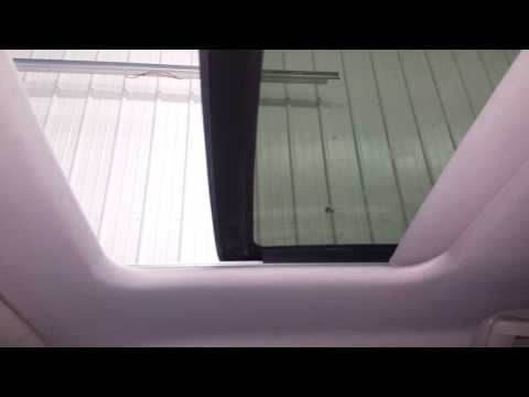 DC0238 - 2006 Jeep Grand Cherokee Limited - Power Sun Roof