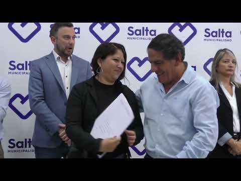 Más de 70 familias de Capital se convirtieron en propietarias de sus terrenos