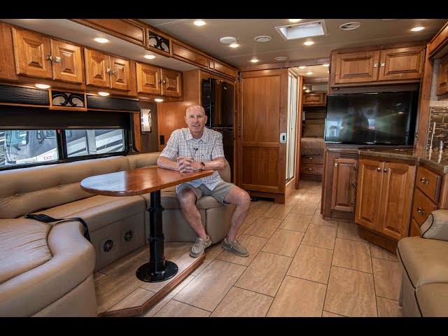 Preview image of 2017 Tiffin Breeze 32BR (17U221189) youtube video