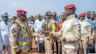 Désenclavement  du Burkina : le président Ibrahim TRAORE remet 776 engins à l’Agence Faso Mêbo