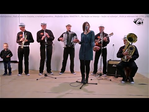 Ausswinkl Muzikanti - Oko moje sanjivo (Official Video)