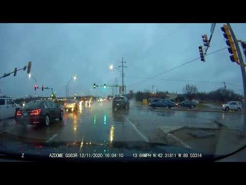 Rockford Scanner: Dash Camera Video Of An Accident in Loves Park Illinois