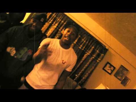 MEL BUCKS & NICELYFE LEAMO - 40 BARS OF TERROR