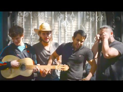 Pégame - Los Pantufla (Sing along de Blupertv)