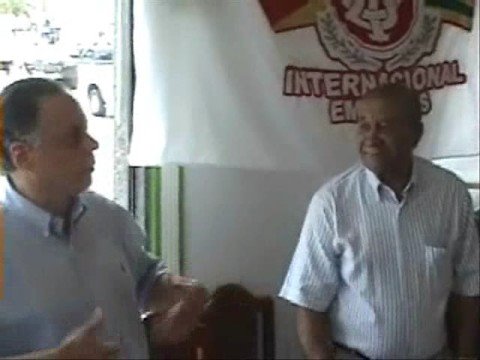 Colorados prestam homenagem em Goiás