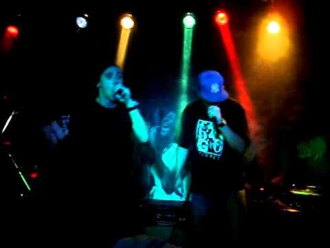 Zeus & Joteste "Move yo me" + "Jestem tu" Improwizacja 28.10.2011 Łódź