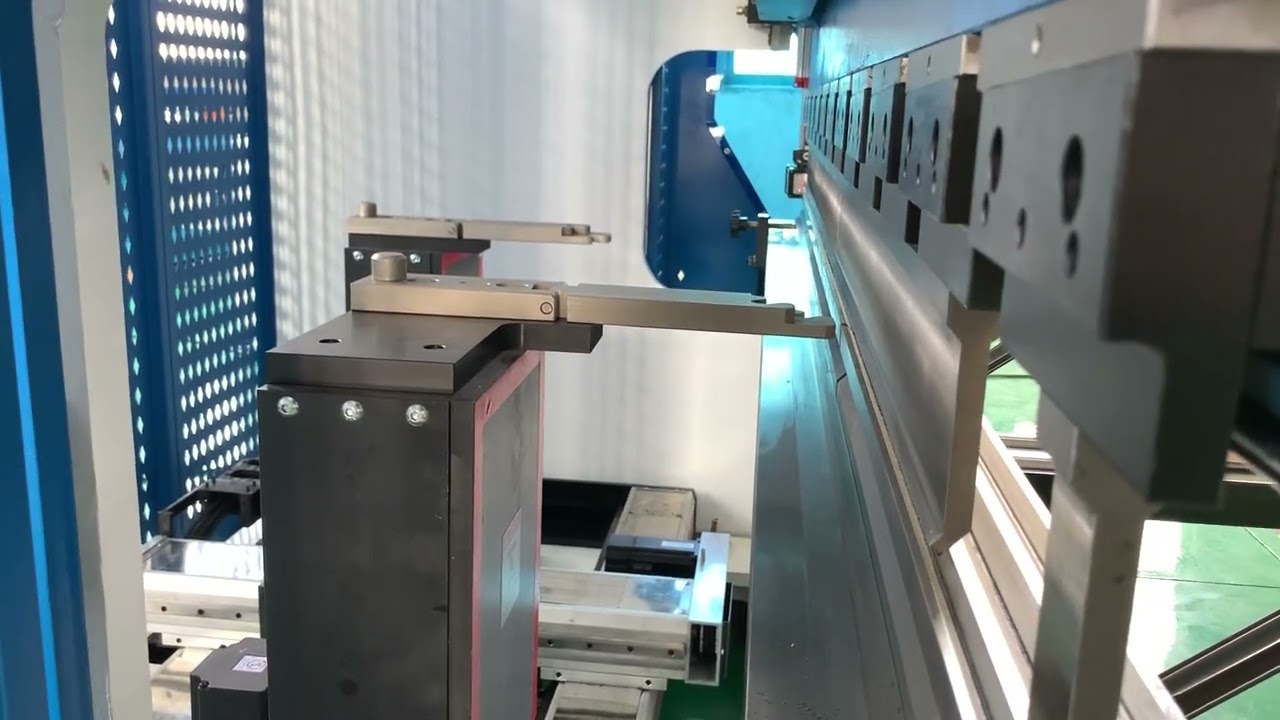 Press Brake with 8+1 Axis #zwhopes