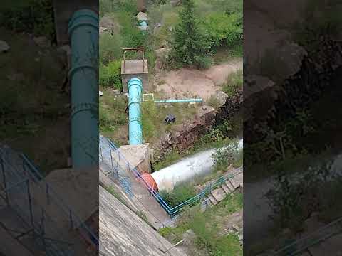 Sobre el puente del embalse de la Florida en San Luis
