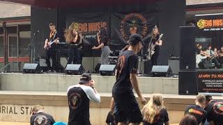 Home &amp; broken hearted by Cold Chisel at Crowsnest Festival 2017