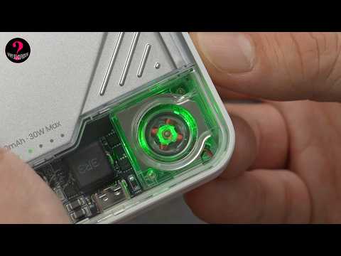 쿨링팬 때려박고 현존 최대속도 뽑아낸 Qi2 보조배터리