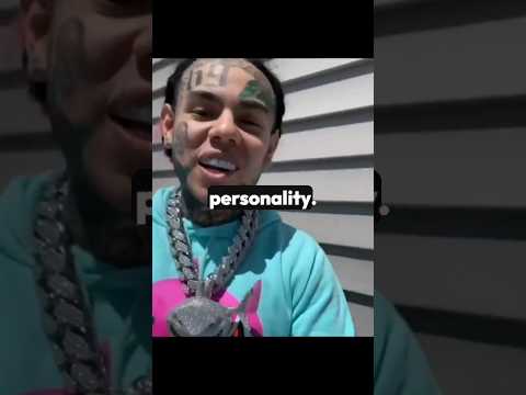 Rapper Flexes a $150K Pony Chain 😳