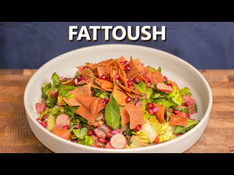 How to make the Perfect Fattoush - Lebanese Tangy Salad