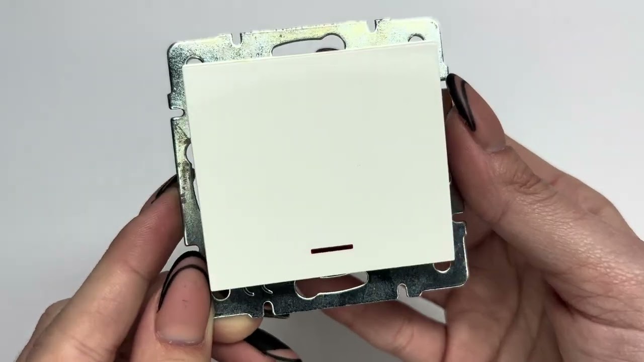 Выключатель одноклавишный с подсветкой LEZARD Rain белый 703-0288-111