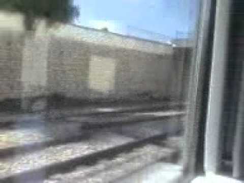 trem snft em partida da gare de tunis .mp4
