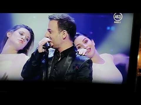 Cynthia Rogez danse pour Mario de la Star Ac