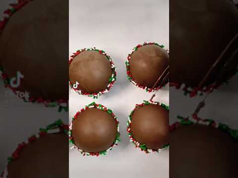 Hot Cocoa Bombs Tutorial